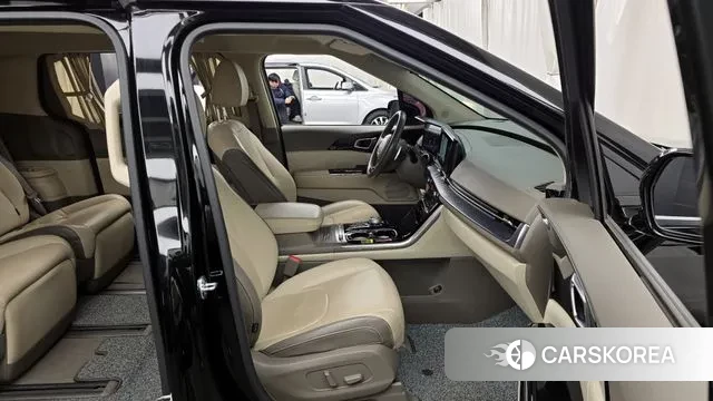 Kia Carnival 4th generation 2021 Черный из Кореи, фото 2