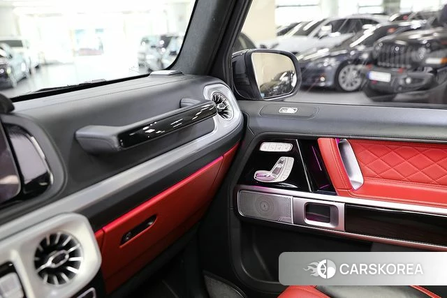 Mercedes-Benz G-Class W463b 2021 Белый из Кореи, фото 2