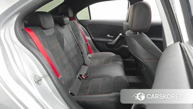 Mercedes-Benz A-Class W177 2021 Серебряный из Кореи, фото 2