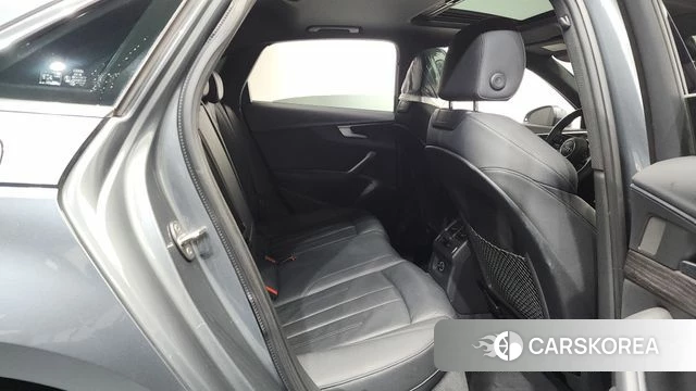 Audi A4 (B9) 2019 Серый из Кореи, фото 2