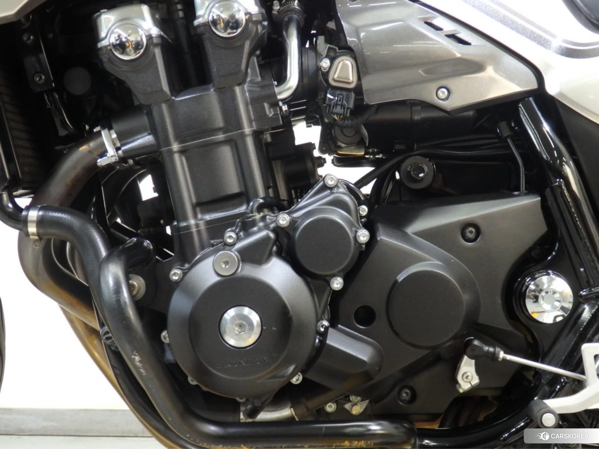 Проданный Honda CB1300SF BOLDOR ABS id 3950398 из Японии, фото 3