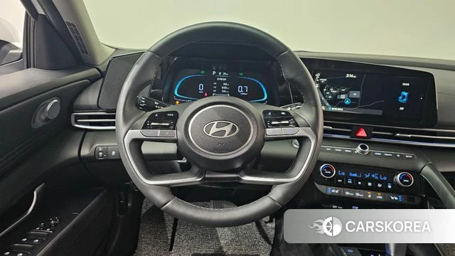 Hyundai The New Avante (CN7) 2025 Белый из Кореи, фото 2