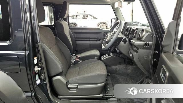 Suzuki Jimny 2023 Черный из Кореи, фото 2