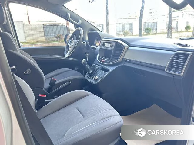 Jianghuai Ruifeng Ruifeng M4 2022 Серебристо-серый из Китая, фото 2
