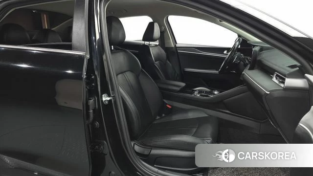 Kia K5 3rd generation 2022 Черный из Кореи, фото 2