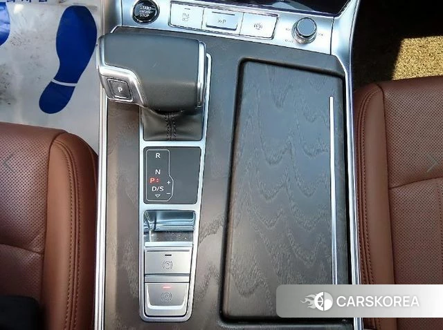 Audi A6 (C8) 2023 Серый из Кореи, фото 2