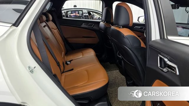 Kia Sportage 5th Generation 2022 Белый из Кореи, фото 2