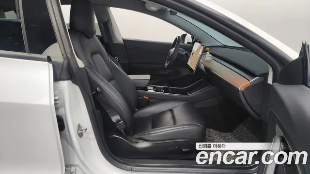 Tesla Model 3 2020 Белый из Кореи, фото 2