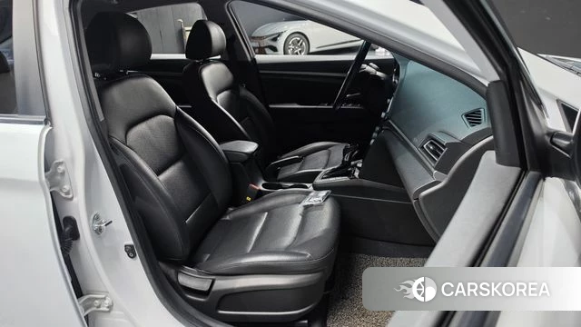 Hyundai The New Avante AD 2018 Белый из Кореи, фото 2