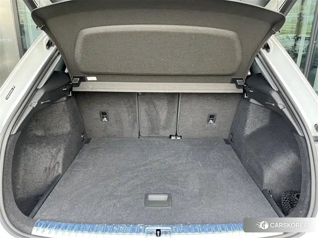 Audi Q3 2024 Белый из Китая, фото 2