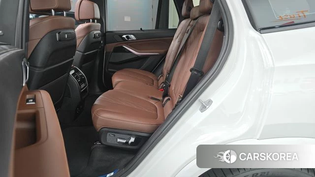 BMW X5 (G05) 2024 Белый из Кореи, фото 2
