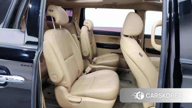 Kia The New Carnival 2018 Черный из Кореи, фото 2