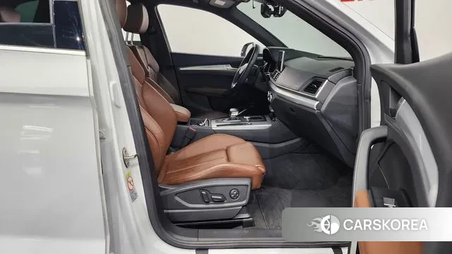 Audi Q5 (FY) 2020 Белый из Кореи, фото 2