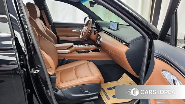 Genesis GV70 2021 Черный из Кореи, фото 2