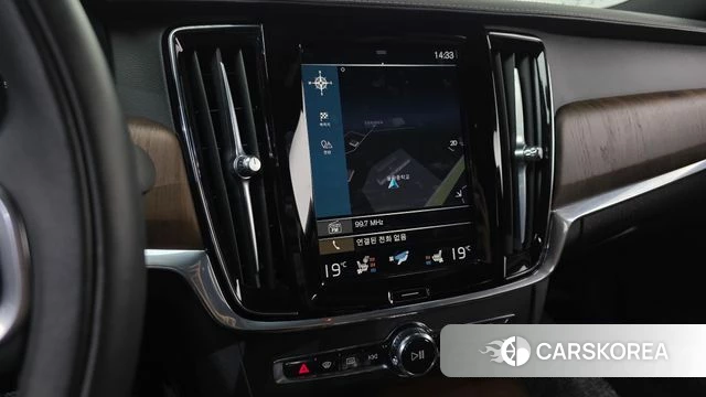 Volvo S90 2021 Белый из Кореи, фото 2