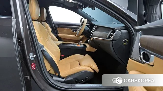 Volvo S90 2022 Серый из Кореи, фото 2