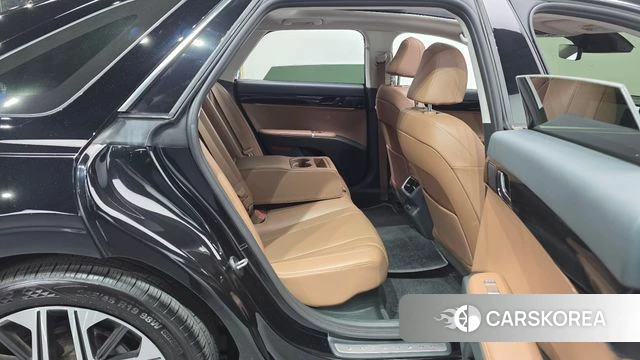Hyundai Grandeur Hybrid (GN7) 2023 Черный из Кореи, фото 2