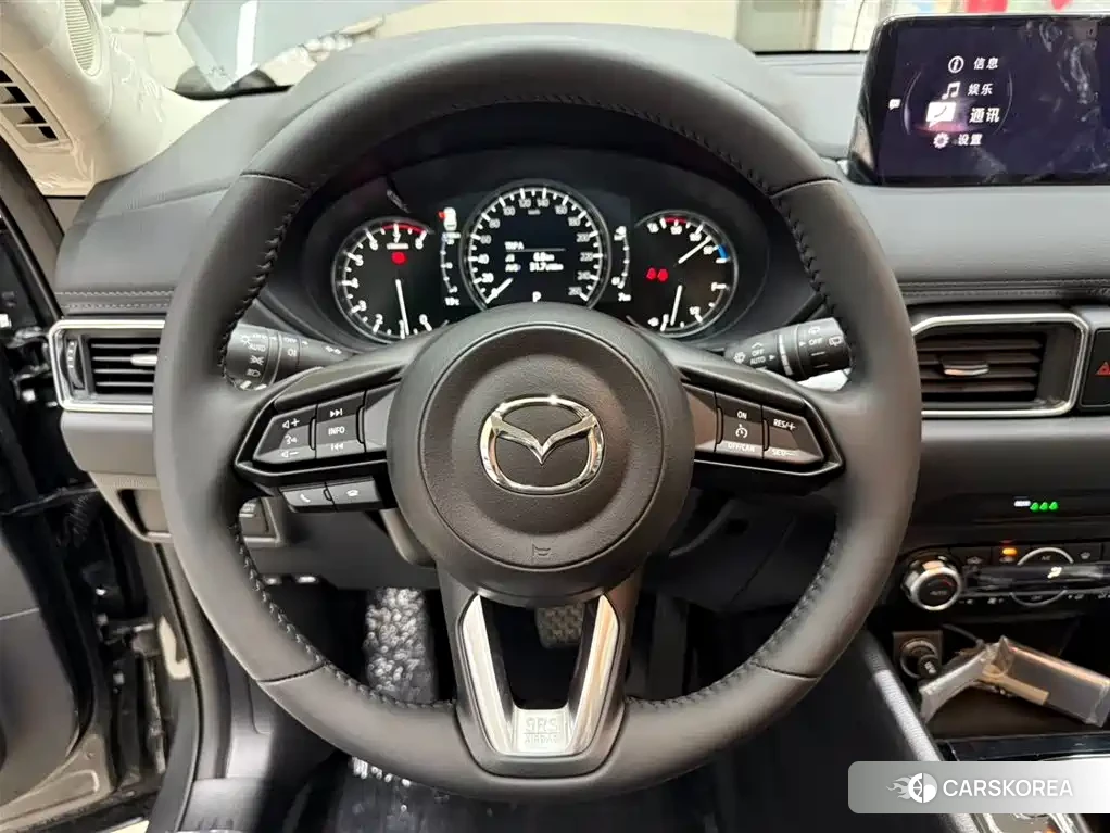 Mazda CX-5 2026 Silver/gray из Китая, фото 2