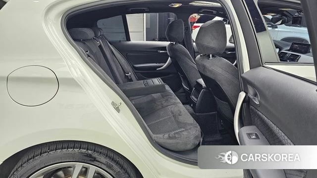 BMW 1 Series (F20) 2018 Белый из Кореи, фото 2