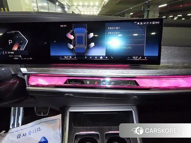 BMW 7 Series (G70) 2024 Черный из Кореи, фото 2