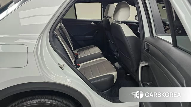 Volkswagen T-Roc 2021 Белый из Кореи, фото 2