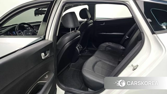 Kia The New K5 2nd generation 2018 Белый из Кореи, фото 2
