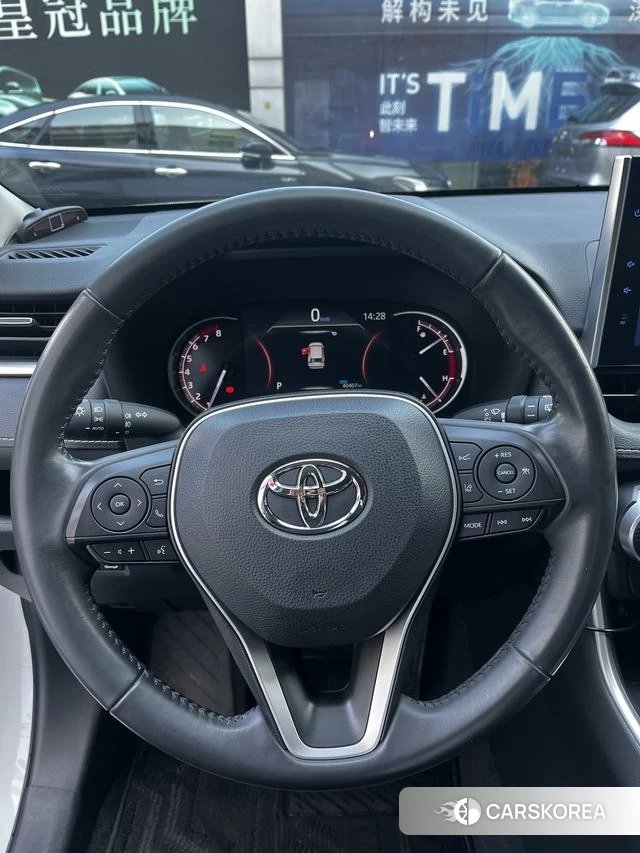 Toyota RAV4 Rongfang 2021 Белый из Китая, фото 2