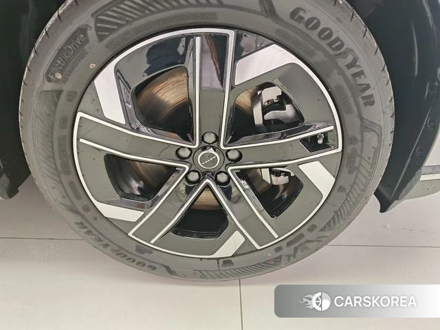 Volvo XC70 2026 Другой из Китая, фото 2