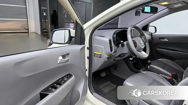 Kia Morning Urban (JA) 2020 Жемчужный цвет из Кореи, фото 2