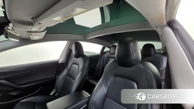 Tesla Model 3 2020 Белый из Кореи, фото 2