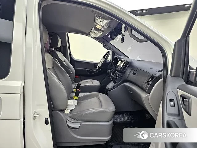 Hyundai The New Grand Starex 2020 Белый из Кореи, фото 2