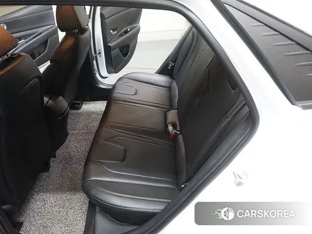 Hyundai Avante (CN7) 2023 Белый из Кореи, фото 2