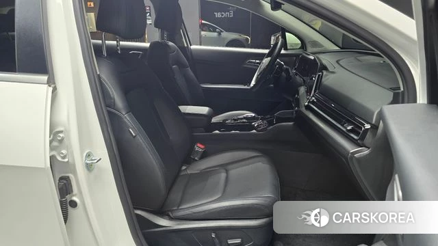 Kia Sportage 5th Generation 2022 Белый из Кореи, фото 2