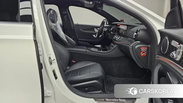 Mercedes-Benz E-Class W213 2020 Белый из Кореи, фото 2