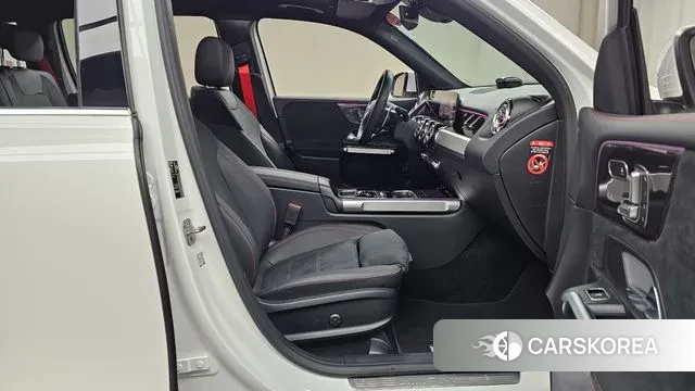 Mercedes-Benz GLB-Class X247 2025 Белый из Кореи, фото 2