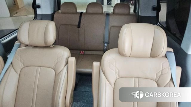 Hyundai Staria 2021 Черный из Кореи, фото 2