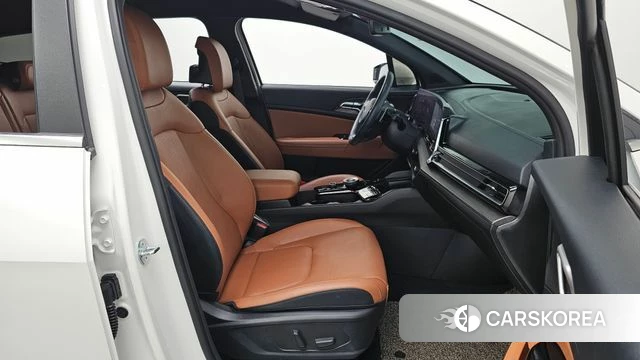 Kia Sportage 5th Generation 2023 Белый из Кореи, фото 2