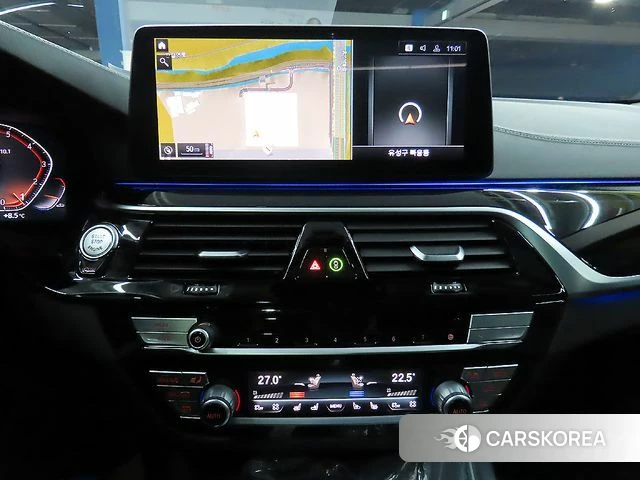 BMW 5 Series (G30) 2021 Черный из Кореи, фото 2