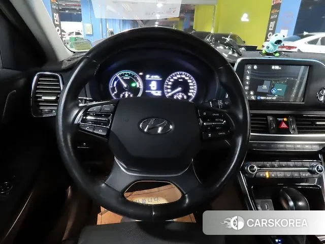 Hyundai Grandeur IG Hybrid 2018 Серебристо-серый из Кореи, фото 2