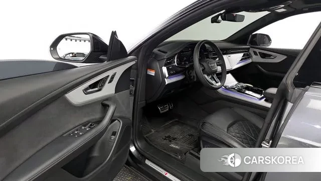 Audi Q8 (4M) 2023 Серый из Кореи, фото 2