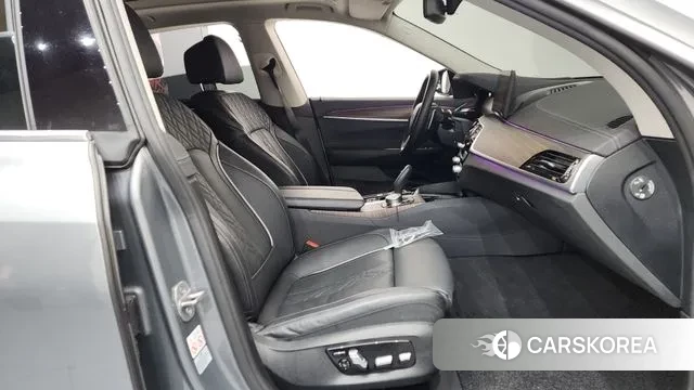 BMW 6 Series GT (G32) 2022 Серый из Кореи, фото 2