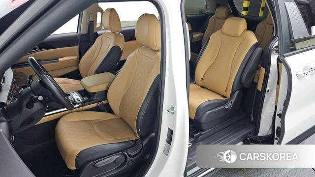 Kia Carnival 4th generation 2022 Белый из Кореи, фото 2