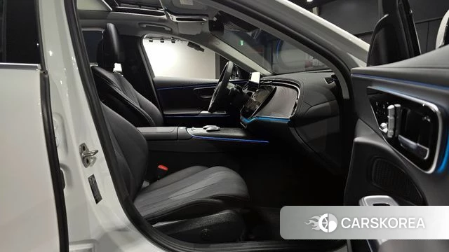 Mercedes-Benz E-Class W214 2024 Белый из Кореи, фото 2