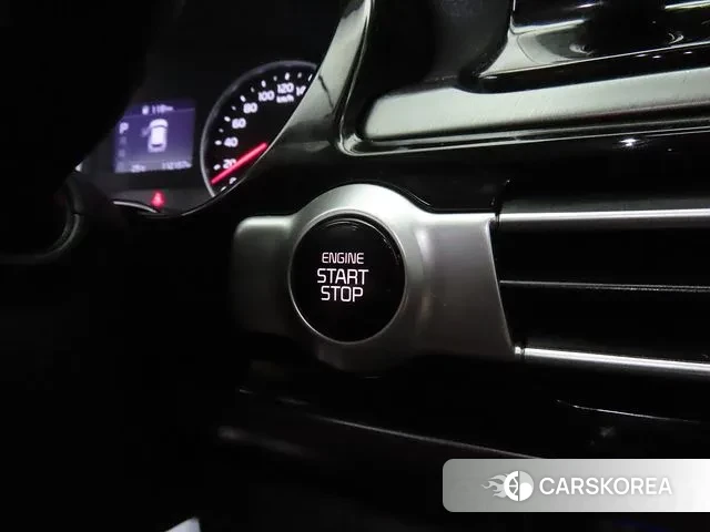 Kia Seltos 2021 Серый из Кореи, фото 2