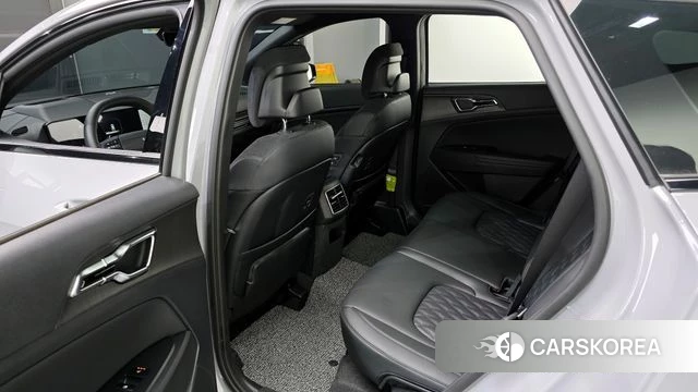 Kia The New Sportage 5th Generation 2025 Серебристо-серый из Кореи, фото 2