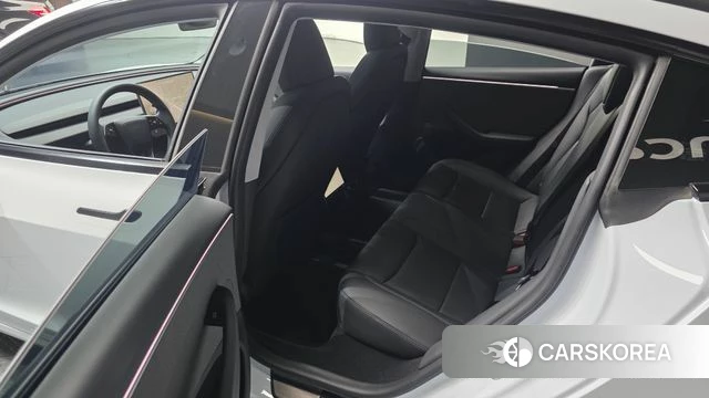 Tesla Model 3 2024 Белый из Кореи, фото 2