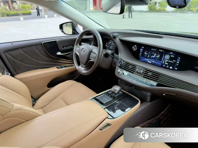 Lexus LS 2020 Черный из Китая, фото 2