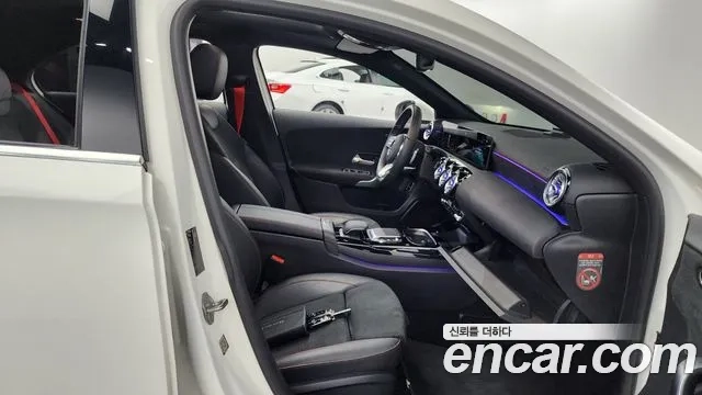 Mercedes-Benz A-Class W177 2020 Белый из Кореи, фото 2