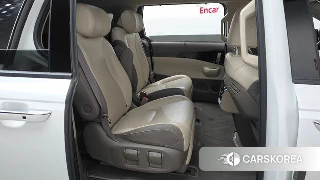 Kia The New Carnival 4th Generation 2023 Белый из Кореи, фото 2