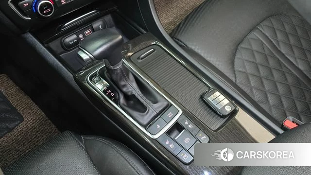 Kia The New K5 2nd generation 2018 Белый из Кореи, фото 2